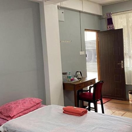 Jan Homestay Shillong Kültér fotó